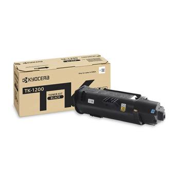 Cartucce toner amiche dell'ambiente black TK-1200 toner next to box on a white background