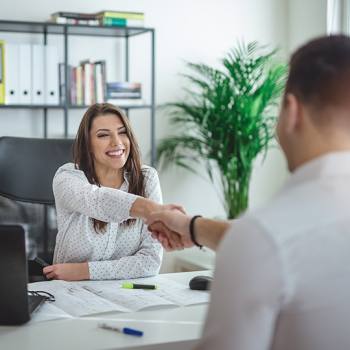 Come semplificare la gestione dei registri HR con un DMS