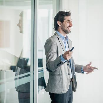 La tecnologia che serve in uno spazio di lavoro ibrido